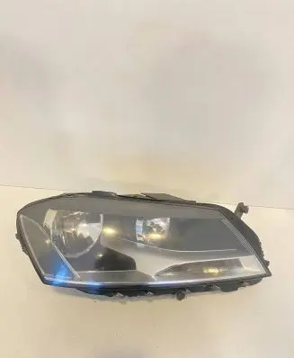 Volkswagen PASSAT B7 Headlight/headlamp 3AC941006