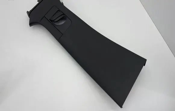Volvo XC40 (B) pillar trim (top) 31457493 77870474 631440131