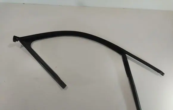 Audi A4 S4 B8 8K Rubber seal front coupe door window 8K0837440H
