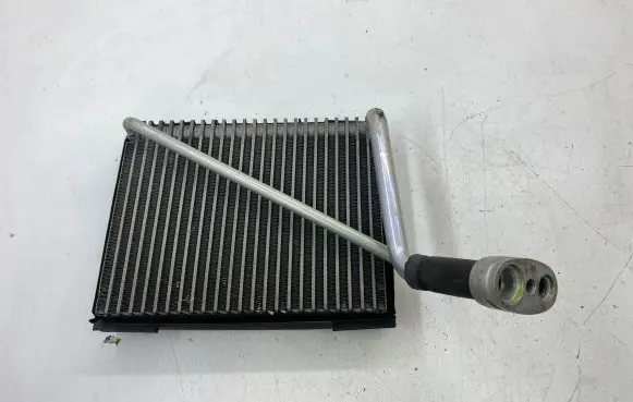 Audi A4 S4 B5 8D Air conditioning (A/C) radiator (interior) 