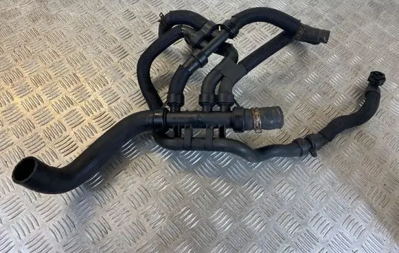 Opel Vivaro Engine coolant pipe/hose HSRZ00104 S6000303