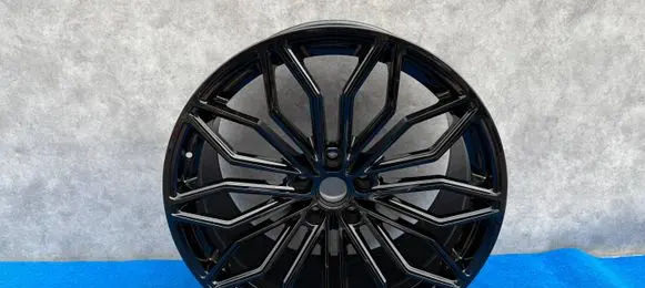 Lamborghini Urus R23 light alloy rim 4ML601025DK