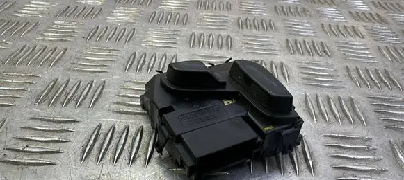 Mercedes-Benz E W212 Seat control switch A2048701858