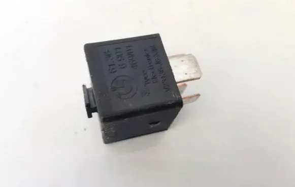 BMW 5 E60 E61 Other relay 61366901469 v23136-j6-x48