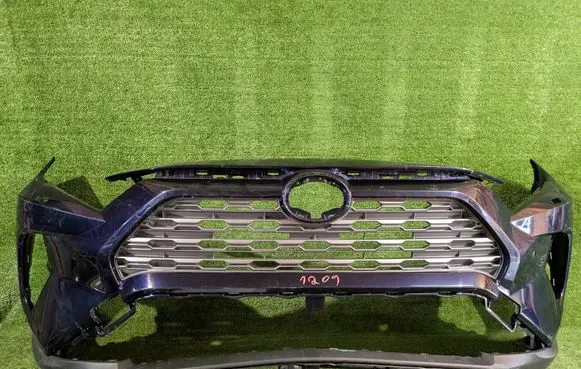 Toyota RAV 4 (XA50) Front bumper
