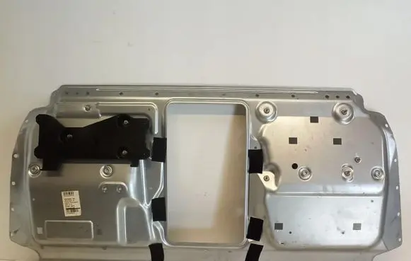 Audi A8 S8 D4 4H Trunk separation 4H0813501H
