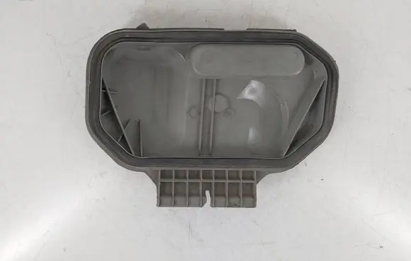 Mercedes-Benz E W124 Headlight/headlamp dust cover 12985200