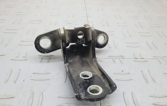 KIA Sorento Front door upper hinge 1120102