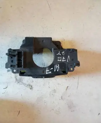 Volvo V70 Steering angle sensor 8666598 01W45A