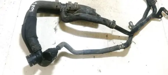 Audi A3 S3 8P Engine coolant pipe/hose