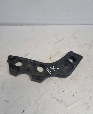 Volkswagen PASSAT B6 Front bumper mounting bracket 3C8807183A