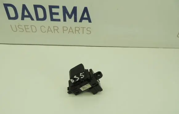 Nissan Qashqai Electric window control switch 25411