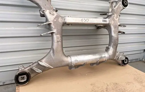 BMW 5 G30 G31 G38 Rear subframe 6861201