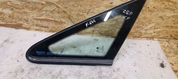 Opel Zafira B Front triangle window/glass DOT24AS2M19 E000255 43R007951