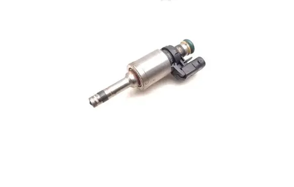Ford C-MAX II Fuel injector DM5G-9F593-AA