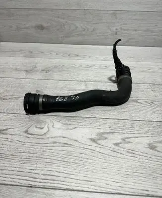 BMW 7 E65 E66 Engine coolant pipe/hose 7508011