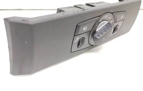BMW 5 E60 E61 Light switch 6988566 33295001 9134725