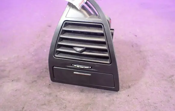 Dashboard air vent grill cover trim