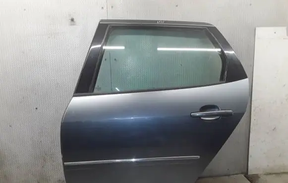 Peugeot 407 Rear door 