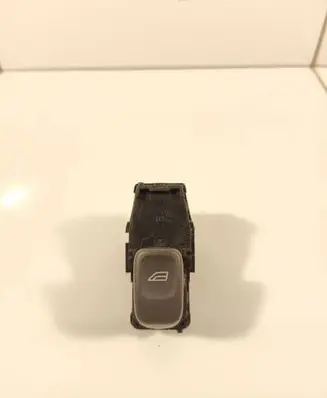 Volvo XC90 Electric window control switch 9472275 00W443