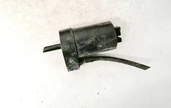 Renault Clio I Windscreen/windshield washer pump