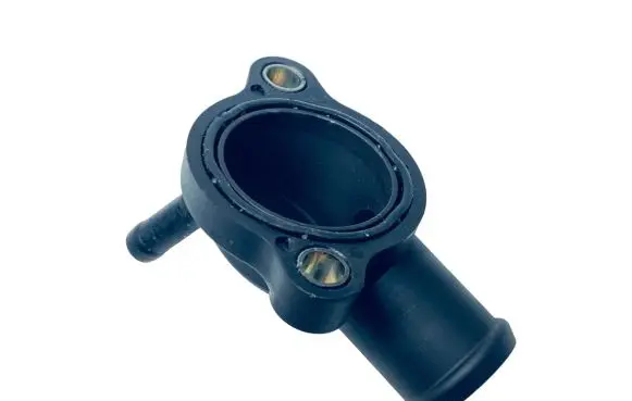 Volkswagen Golf VII Engine coolant pipe/hose 04L121131E