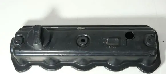 Audi A4 S4 B5 8D Rocker cam cover 028103360A