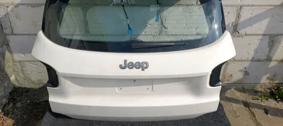 Jeep Avenger Tailgate/trunk/boot lid