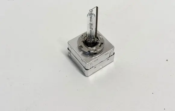 BMW 4 F32 F33 Xenon bulb D1S 7217509 7162862