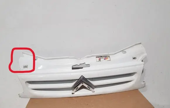 Citroen Berlingo Quarter panel pressure vent 9635603977