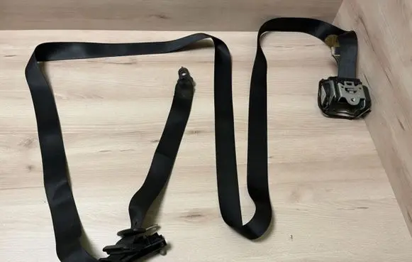 Mercedes-Benz Sprinter W906 Front seatbelt A2018680222 A9068600088