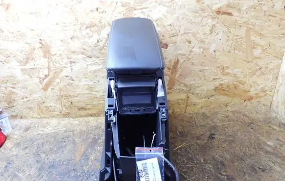 Renault Scenic III - Grand scenic III Armrest 