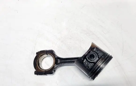 Renault Scenic I Piston with connecting rod