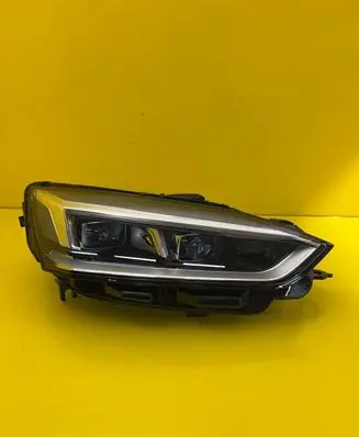Audi A5 Headlight/headlamp 8W6941036E