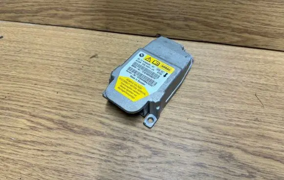BMW 5 E60 E61 Airbag control unit/module 9160558 31916055801V 220443131