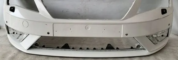 Seat Leon (5F) Front bumper 5f0807221r
