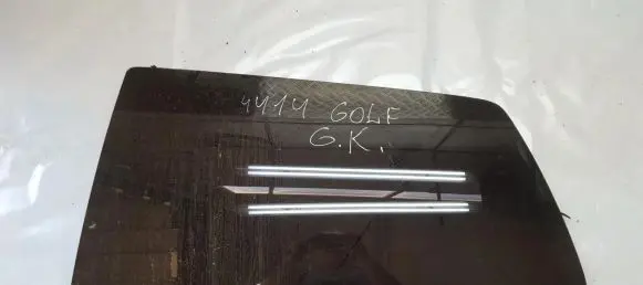 Volkswagen Golf IV Rear side window