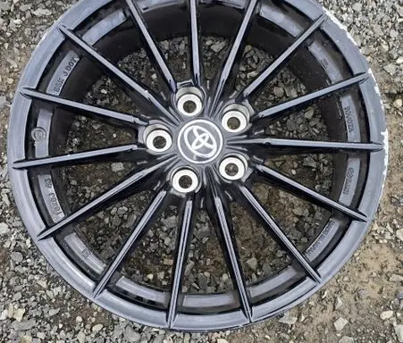 Toyota Yaris XP210 R18 alloy rim 