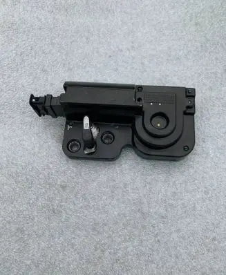 Volkswagen Multivan T6 Tailgate/trunk/boot lock/catch/latch 7L0827511E