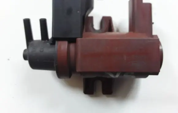 Ford Kuga I Valve 60909E882CA