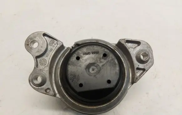 Mercedes-Benz EQC Engine mount vacuum valve A2932400100JLK01