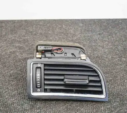Skoda Superb B6 (3T) Dashboard air vent grill cover trim 3T0819702