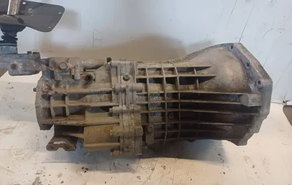 Hyundai Terracan Manual 5 speed gearbox 2907543