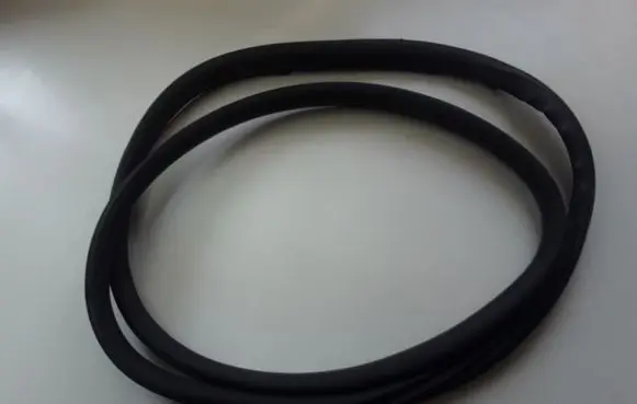 Volvo S60 Rear door rubber seal (on body) 31335807