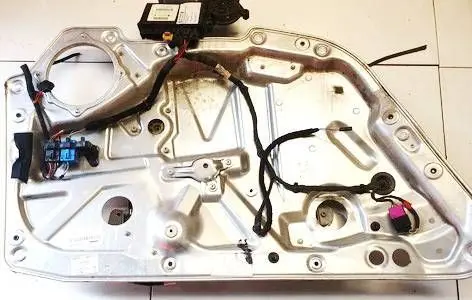 Volkswagen Phaeton Sliding door window regulator with motor