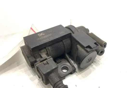 Renault Megane IV Fuel pressure regulator 149564959R