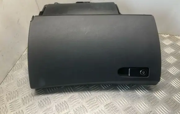Mercedes-Benz C W204 Glove box A2046803391