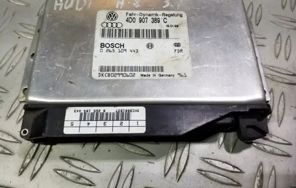 Audi A8 S8 D2 4D Engine control unit/module 0265109443 4D0907389C