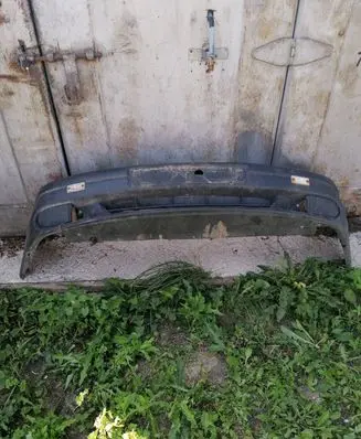 Renault Laguna I Front bumper
