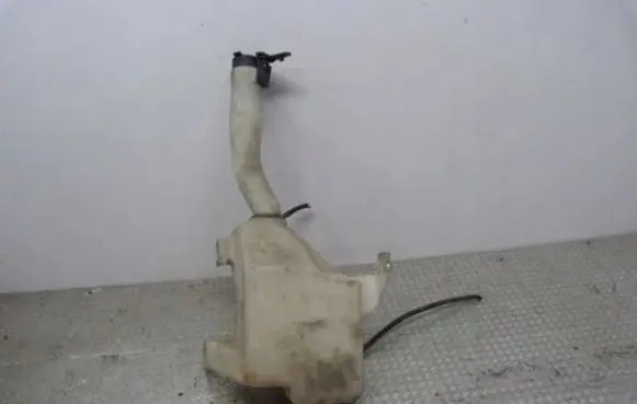 Fiat Croma Windshield washer fluid reservoir/tank